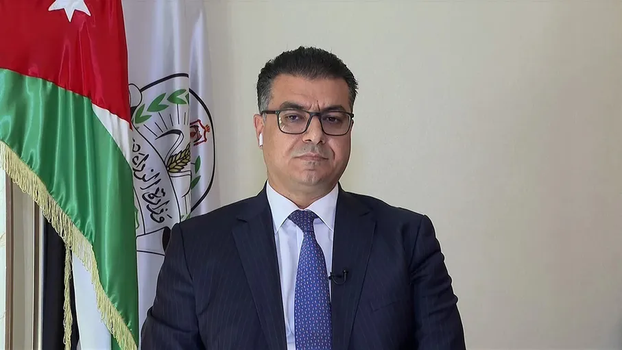 الحنيفات وزير الزراعة
