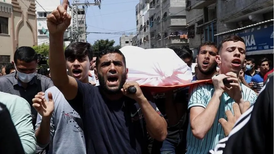ارتفاع حصيلة الشهداء في قطاع غزة إلى 48,572 منذ بدء العدوان