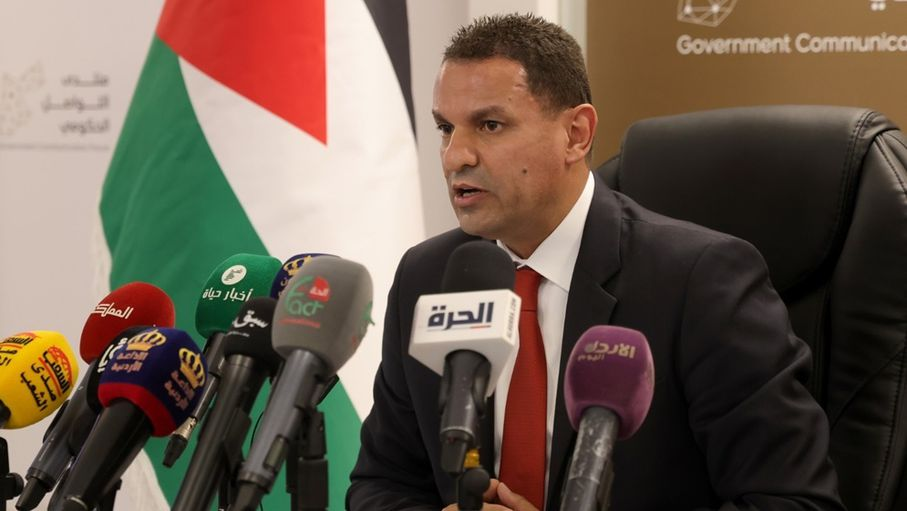 العبداللات: الرؤية الملكية رسخت للنهوض بالقطاع الصحي وحقوق الإنسان